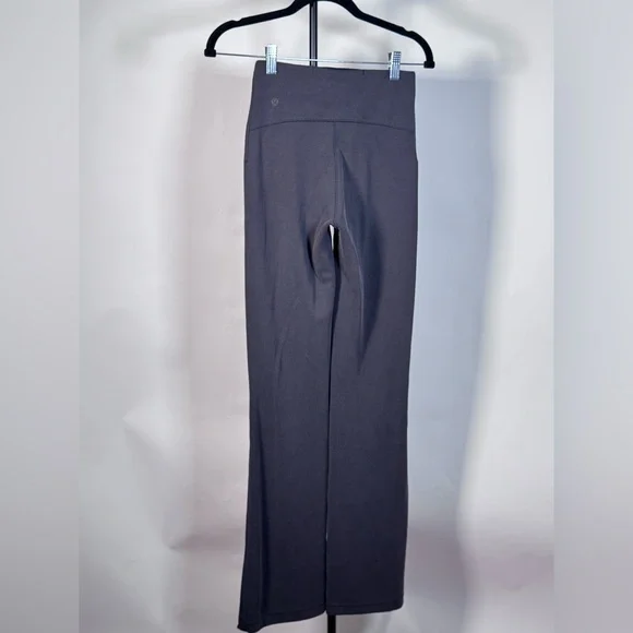NWOT Lululemon Brushed Softstreme Ribbed Zip Flared Pant 32.5"